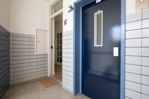 Medium property photo - Groen van Prinstererlaan 117, 2555 HM Den Haag